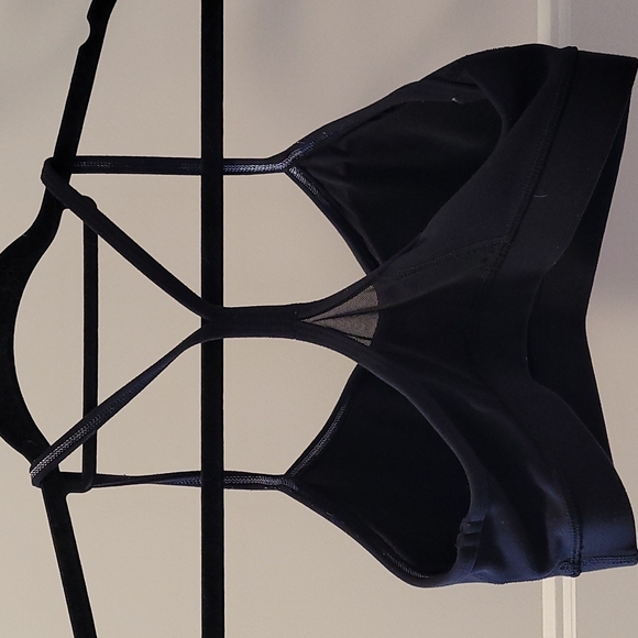 Lululemon Sports Bra - Picture 2 of 2